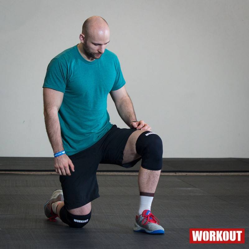 Bandáž kolene WORKOUT 7 mm - pár - černá