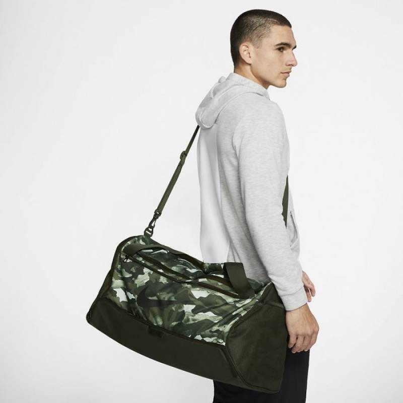 Taška přes rameno Nike Brasilia M - Camo 