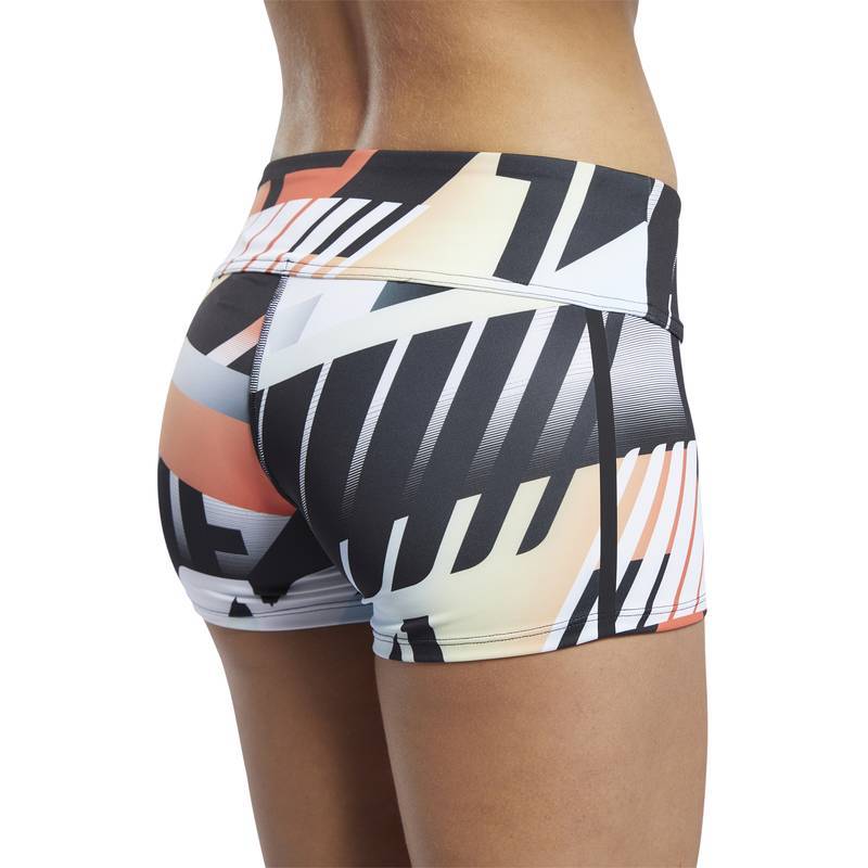 Dámské šortky Reebok CrossFit Chase Bootie - AMRAP - FJ5319