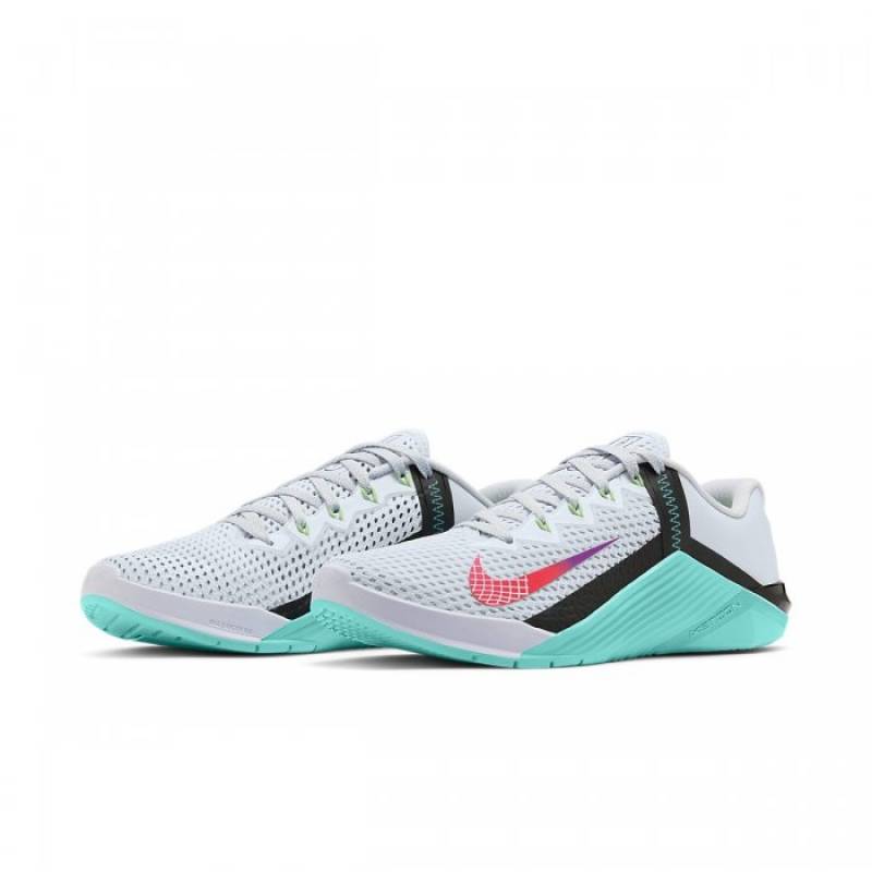Dámské tréninkové boty Nike Metcon 6 - gray/flash