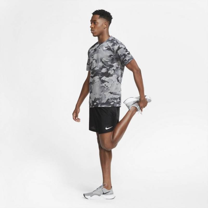 Man T-Shirt Camo Training T-Shirt grey
