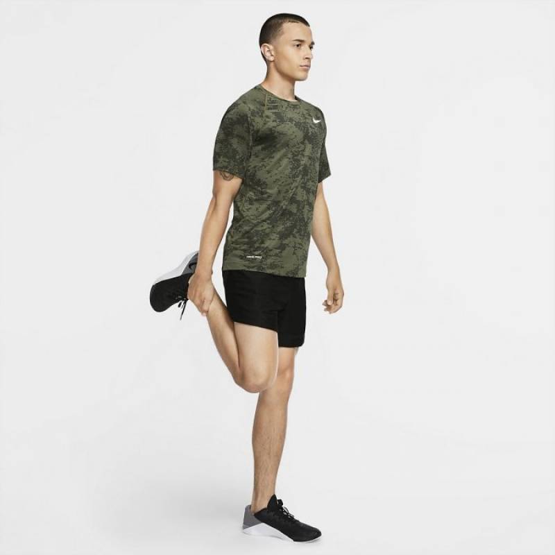 Pánské camo tričko Nike TOP SS SLIM AOP camo green