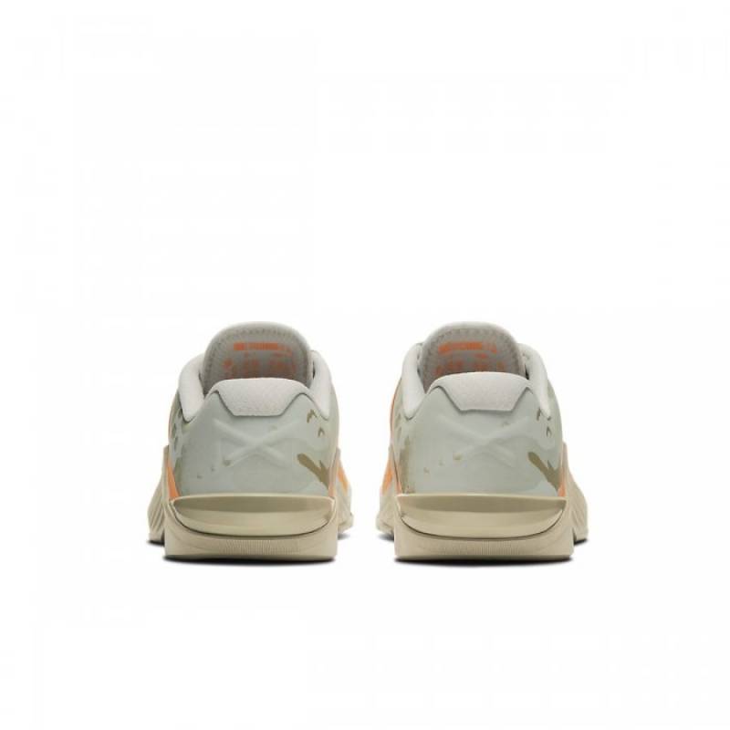 Man training Shoes Nike Metcon 6