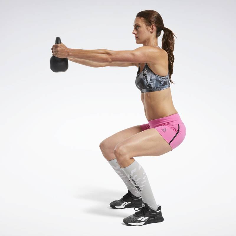 Dámské šortky Reebok CrossFit Chase Bootie Solid - FU2669