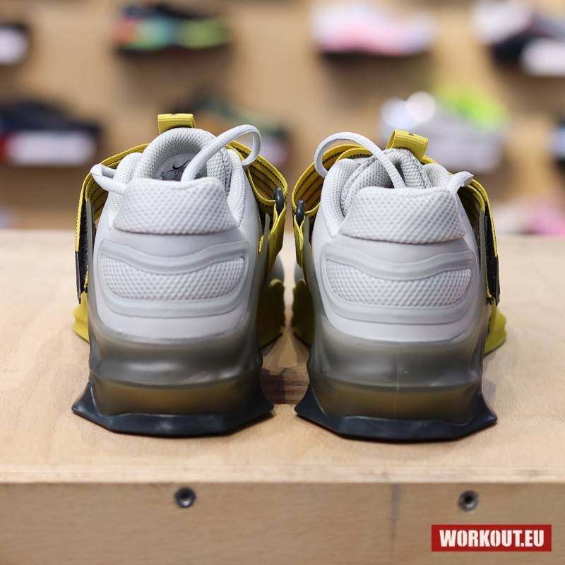 Weightlifting Shoes Nike Savaleos - grey