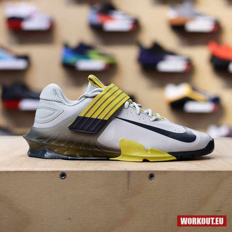 Weightlifting Shoes Nike Savaleos - grey