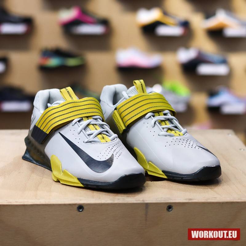 Weightlifting Shoes Nike Savaleos - grey