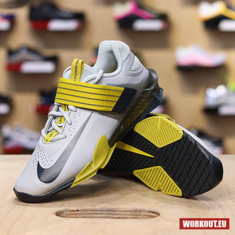 Weightlifting Shoes Nike Savaleos - grey