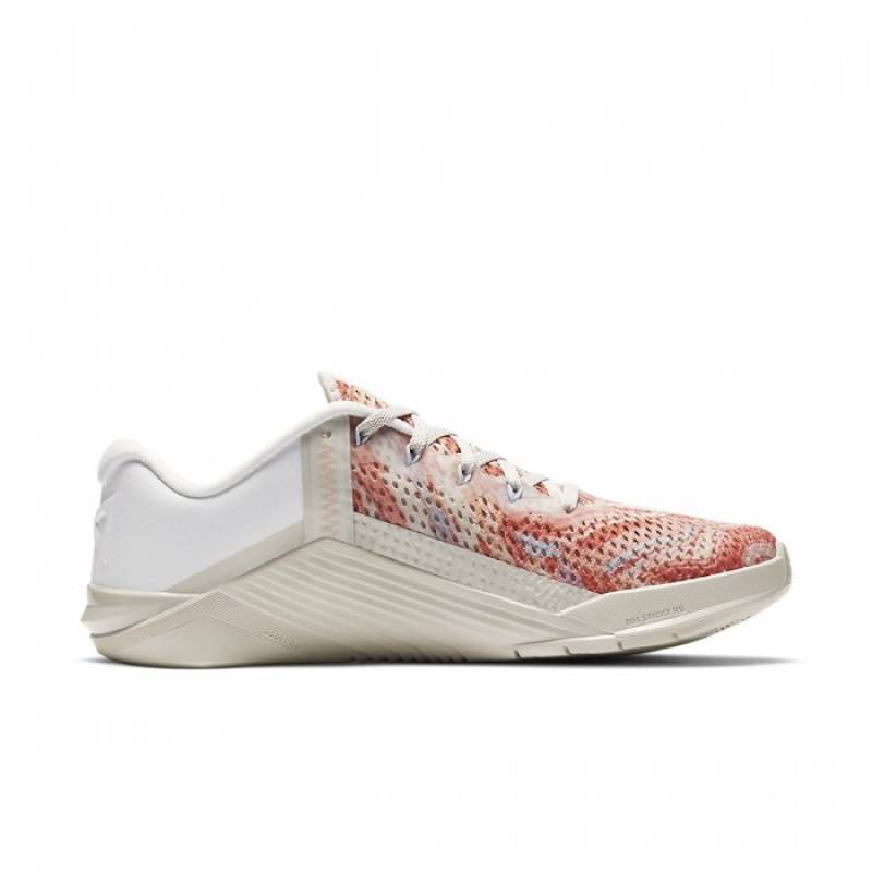 Dámské tréninkové boty Nike Metcon 6 - desert sand