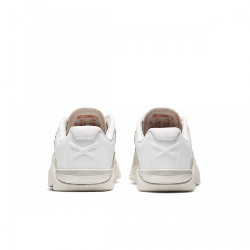 Dámské tréninkové boty Nike Metcon 6 - desert sand