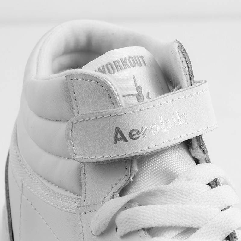 Kids white shoes for aerobics