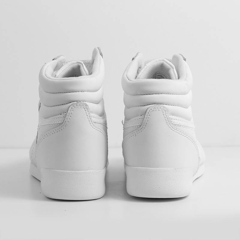 Kids white shoes for aerobics