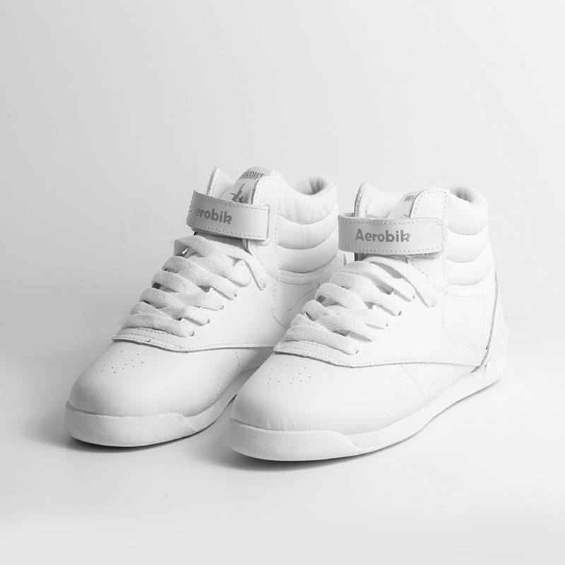 Kids white shoes for aerobics