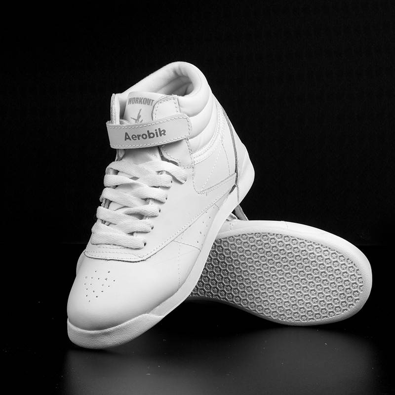 Kids white shoes for aerobics