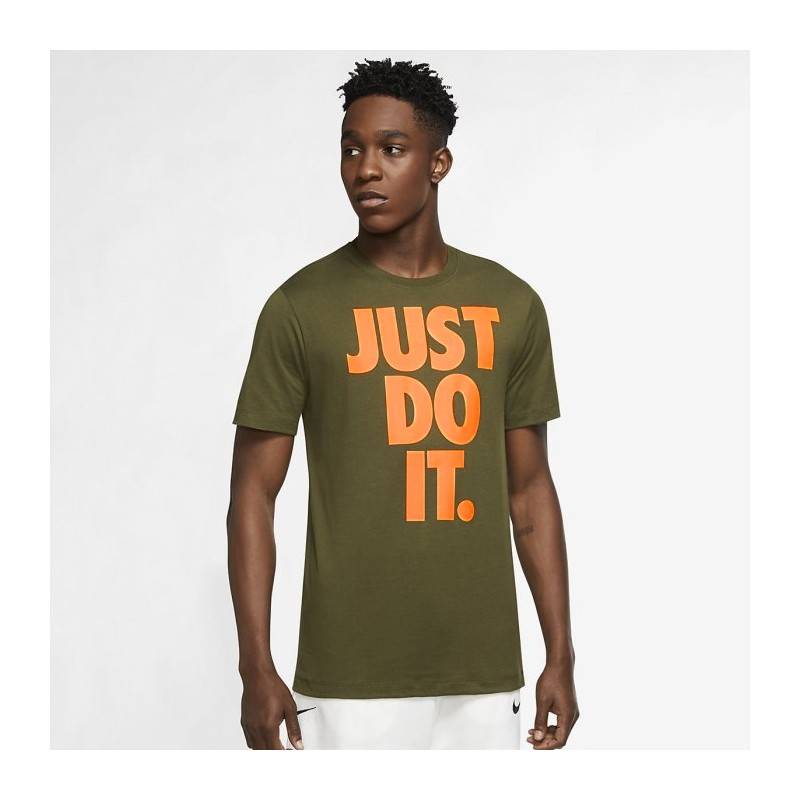 Man T-Shirt Nike Sportswear - Just do it - green