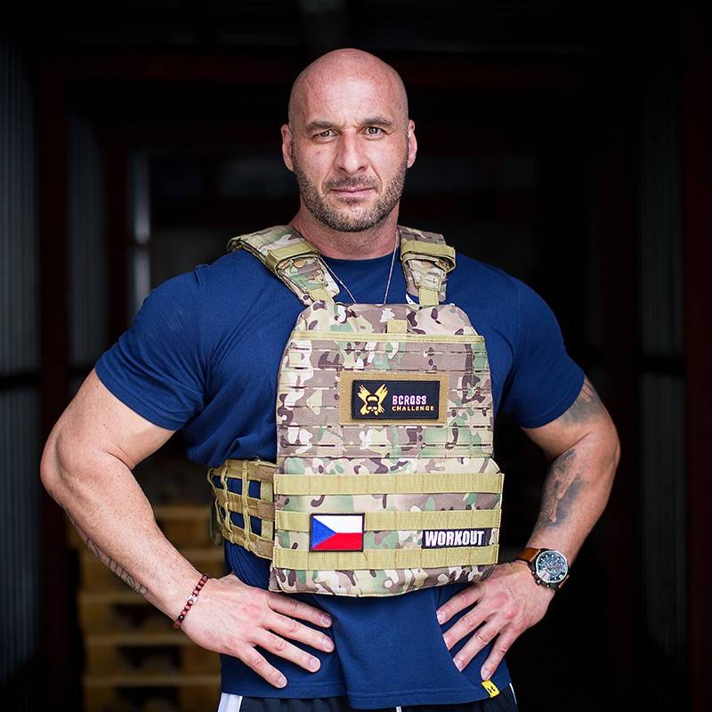 Zátěžová taktická plátová vesta 14 lb WORKOUT 3.0 - Camo + nášivka (pro WOD Murph)