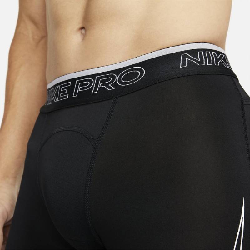 Man Shorts Nike Pro - black