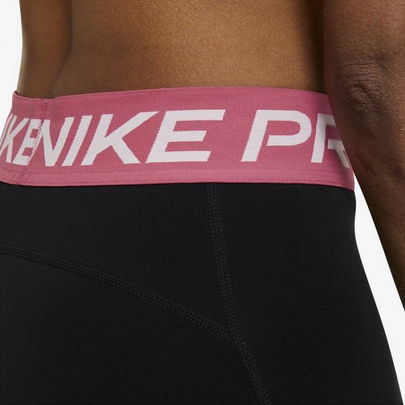 Woman functional Shorts Nike Pro - black/pink