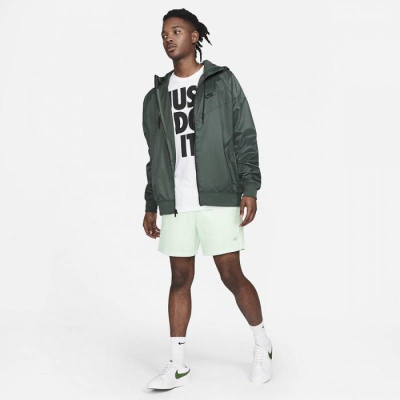 Man T-Shirt Nike Sportswear - Just do it - white