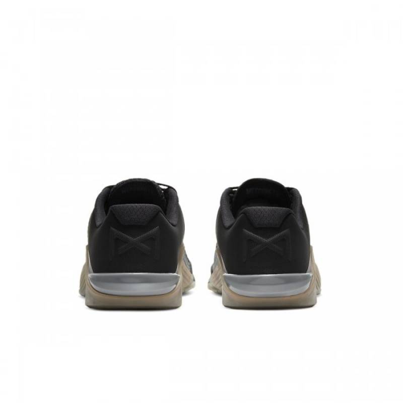 Pánské tréninkové boty Nike Metcon 6 - Black/Iron Grey-Gum Dark Brown