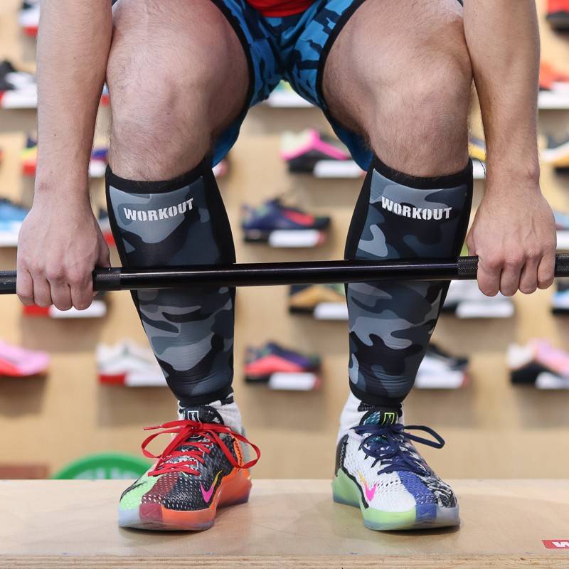 Chrániče / bandáže holení WORKOUT - camo 5 mm (pár)