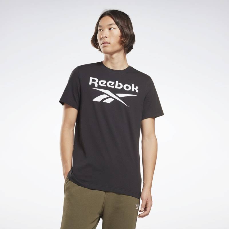 Man T-Shirt Reebok - black