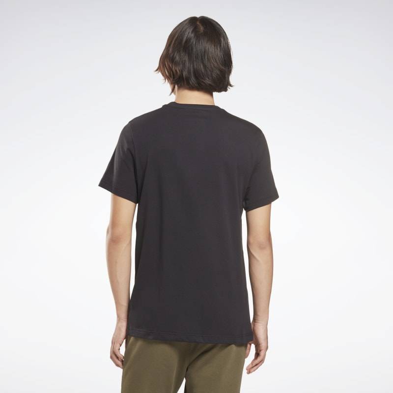 Man T-Shirt Reebok - black