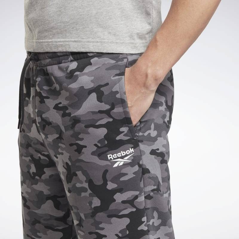 Man training Shorts Reebok - camo