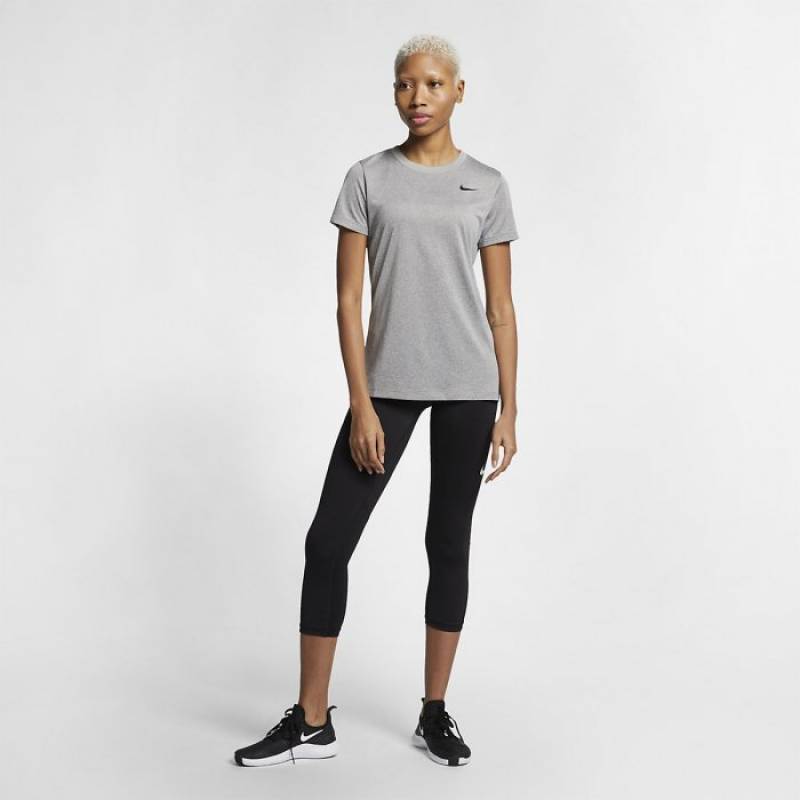 Woman T-Shirt Nike Dri-FIT Legend - grey