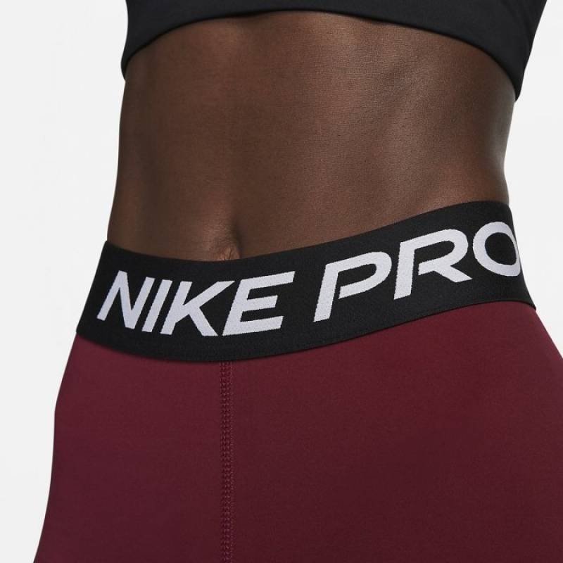 Woman functional Shorts Nike Pro - purple