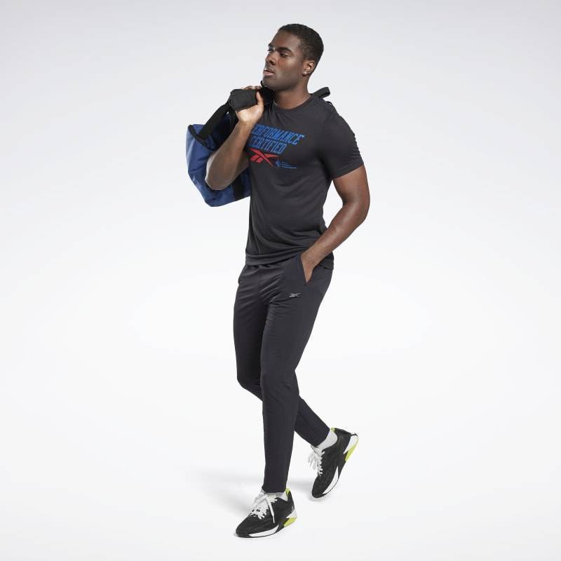 Man T-Shirt Reebok Performance - black