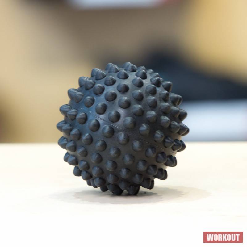 Massage Spike ball WORKOUT - black