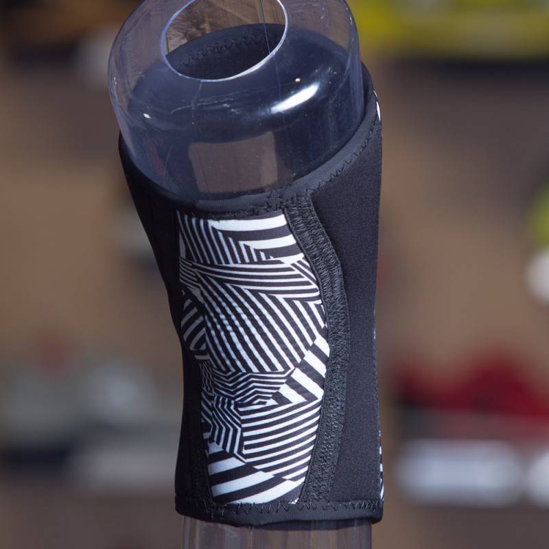 Knee sleeves THORN+fit 6mm razzle