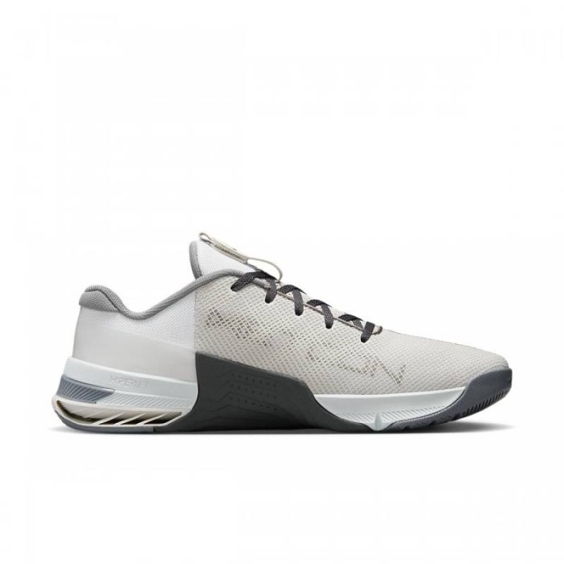Tréninkové boty Nike Metcon 8 - Photon Dust