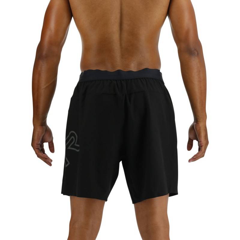 TYR Trainingsshorts - schwarz