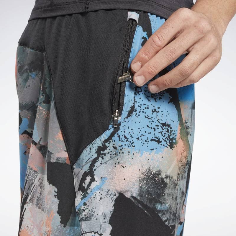 Man training Shorts Strength - mix