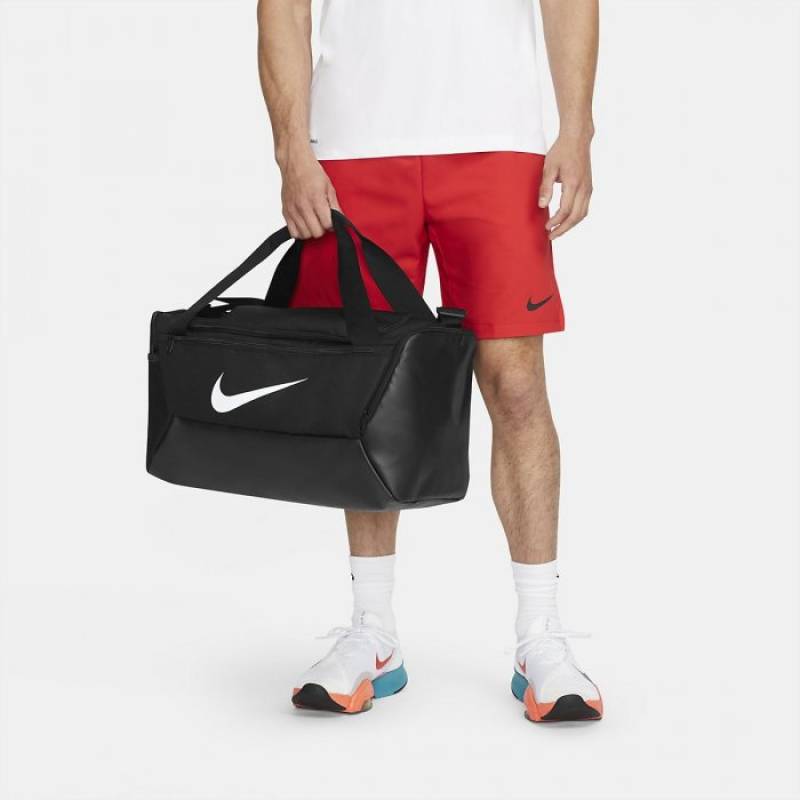 Sportovní taška Nike Brasilia 9.5 - černá