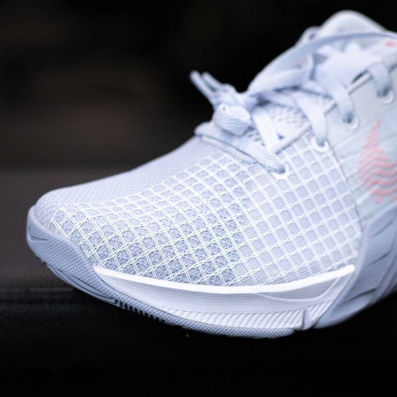 Dámské boty Nike Metcon 8 - šedá/bílá