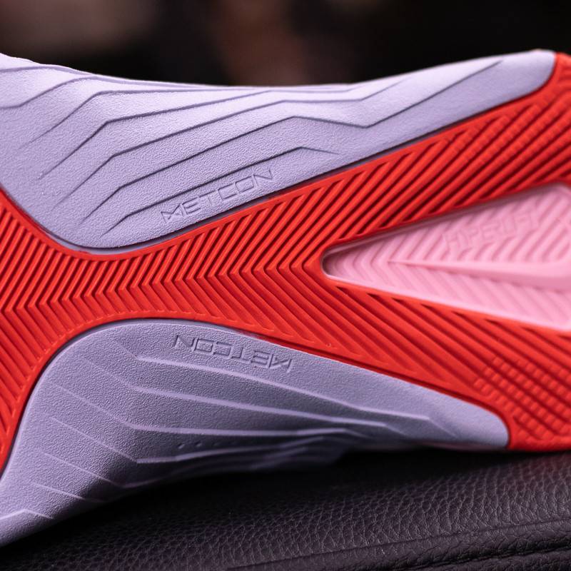 Dámské boty Nike Metcon 8 - šedá/bílá