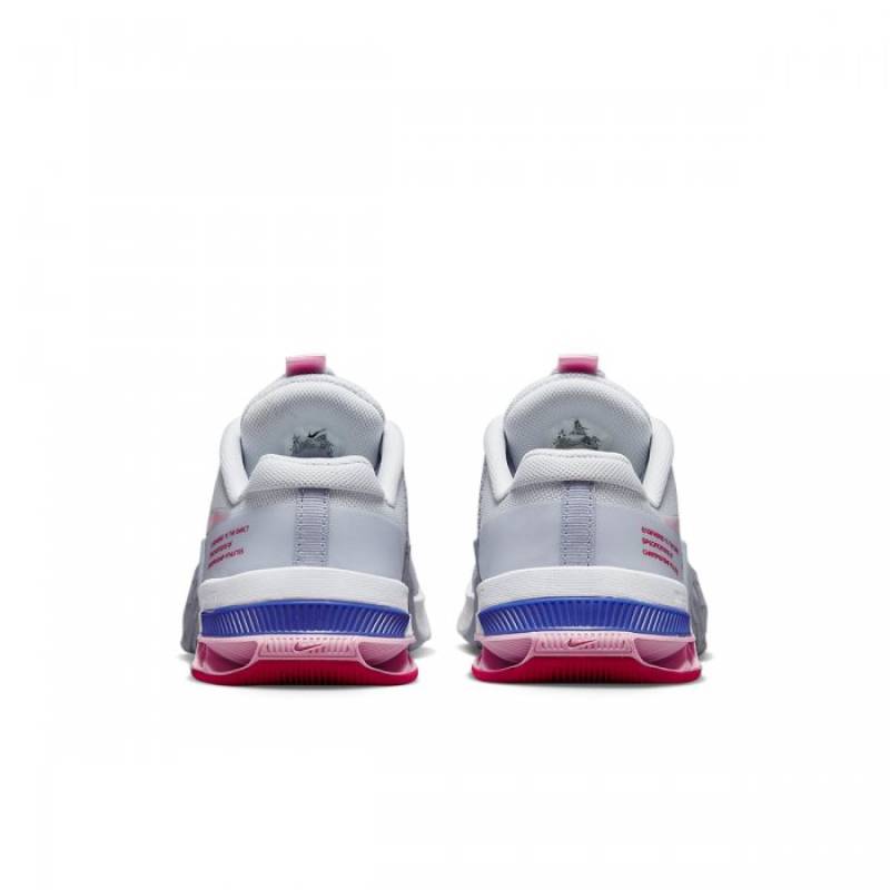 Woman Shoes Nike Metcon 8 - grey/white