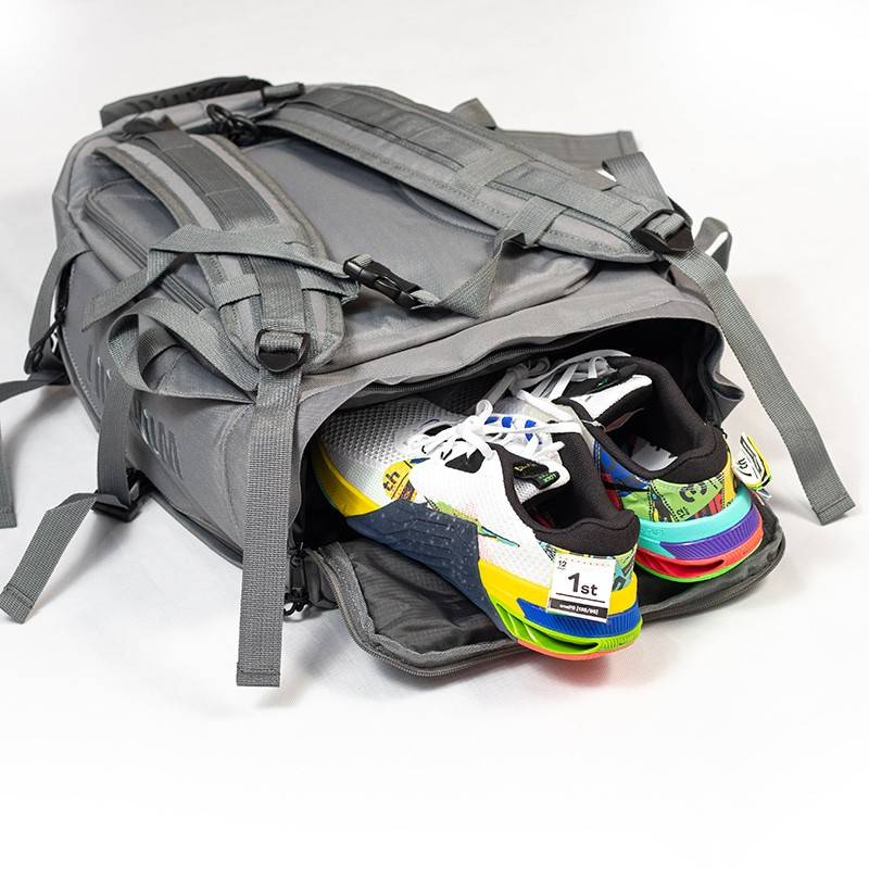 Fitness backpack WORKOUT - 30 l - grey