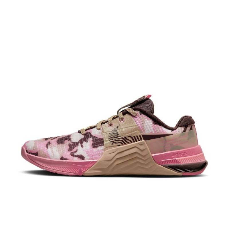 Woman Shoes Nike Metcon 8 AMP - pink camo