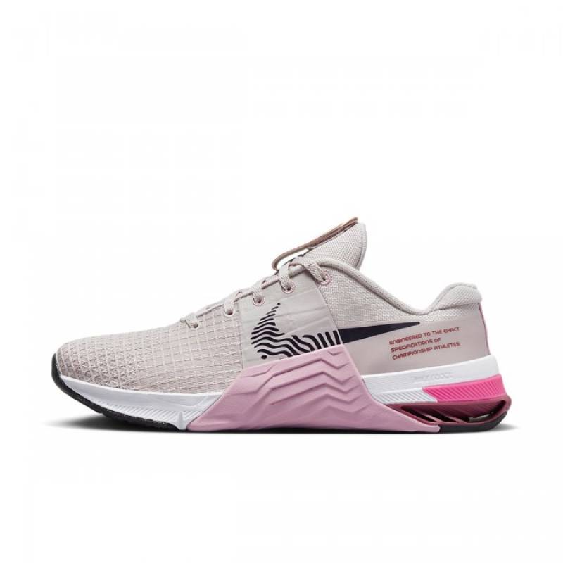 Woman Shoes Nike Metcon 8 white - pink