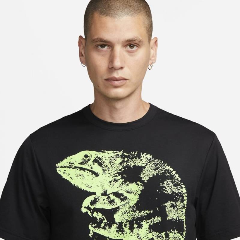 Man T-Shirt Nike DRI-FIT Chameleon black and green