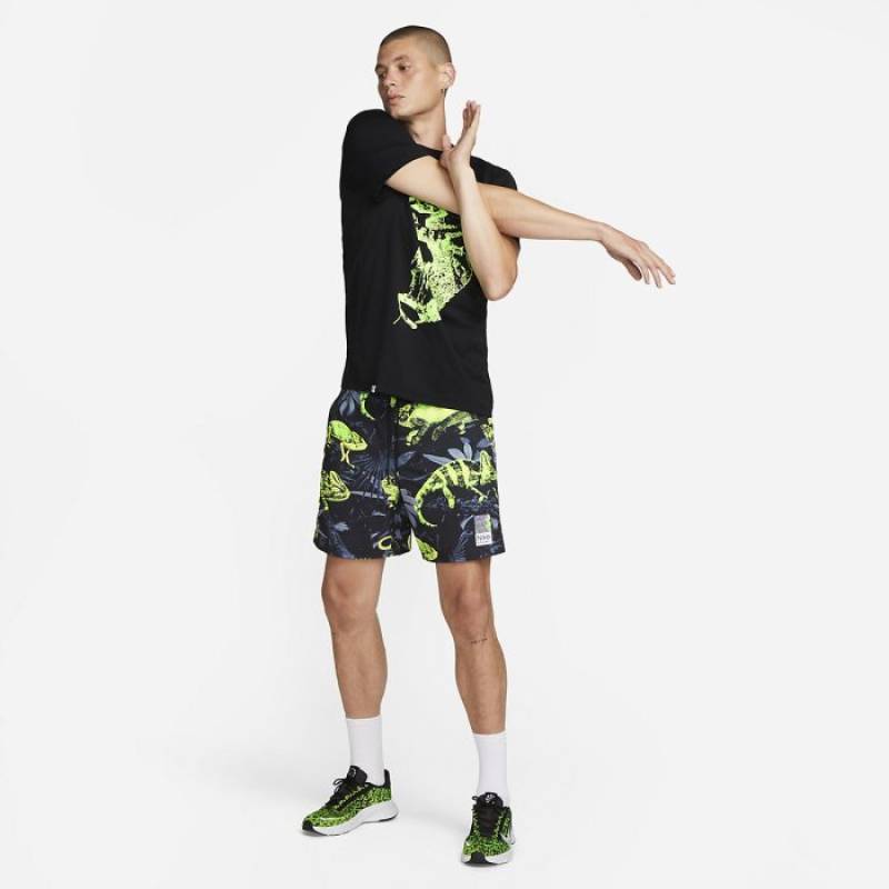Man T-Shirt Nike DRI-FIT Chameleon black and green