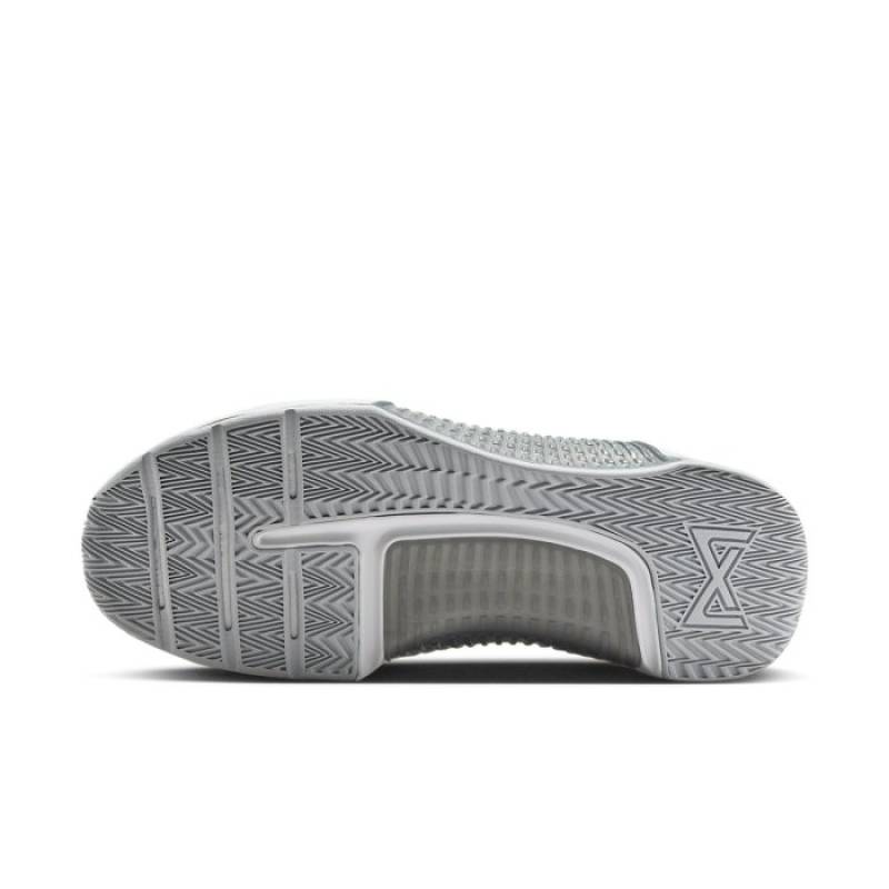 Man Shoes for CrossFit Nike Metcon 9 - grey