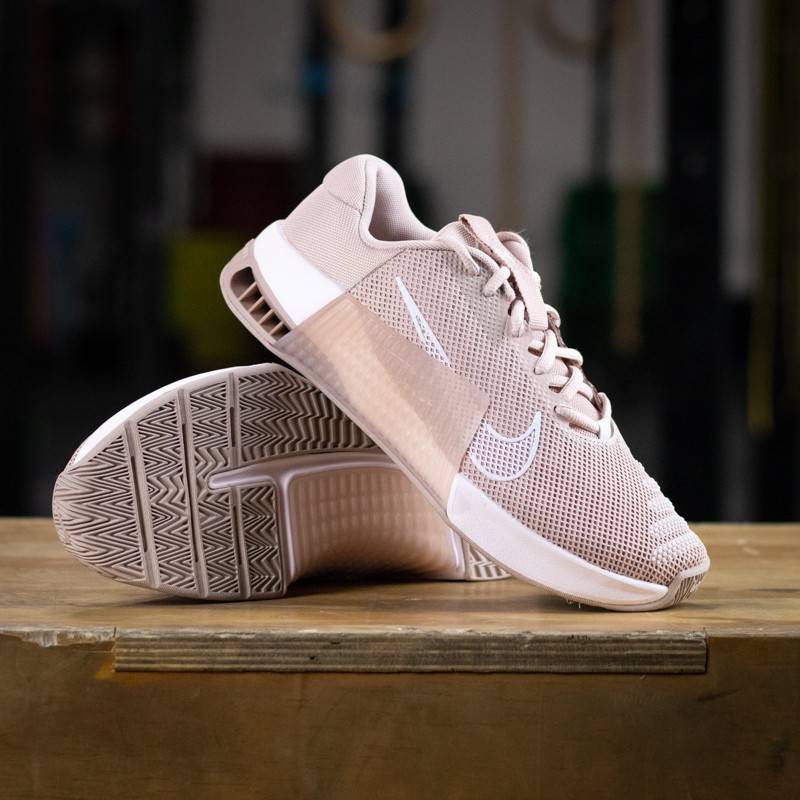 Dámské boty na CrossFit Nike Metcon 9 - pink oxford