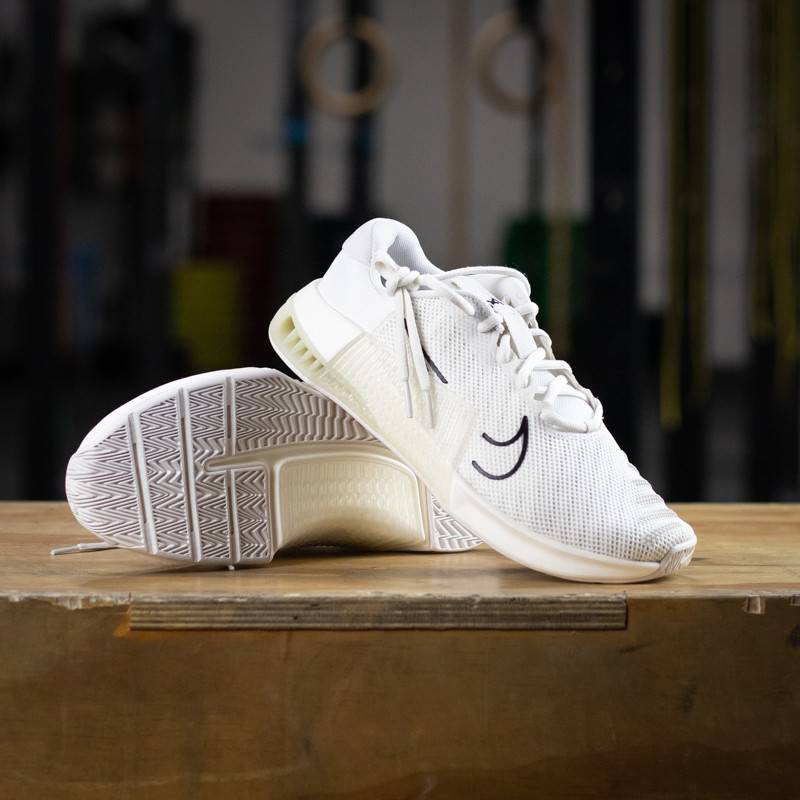 Woman Shoes for CrossFit Nike Metcon 9 AMP - white