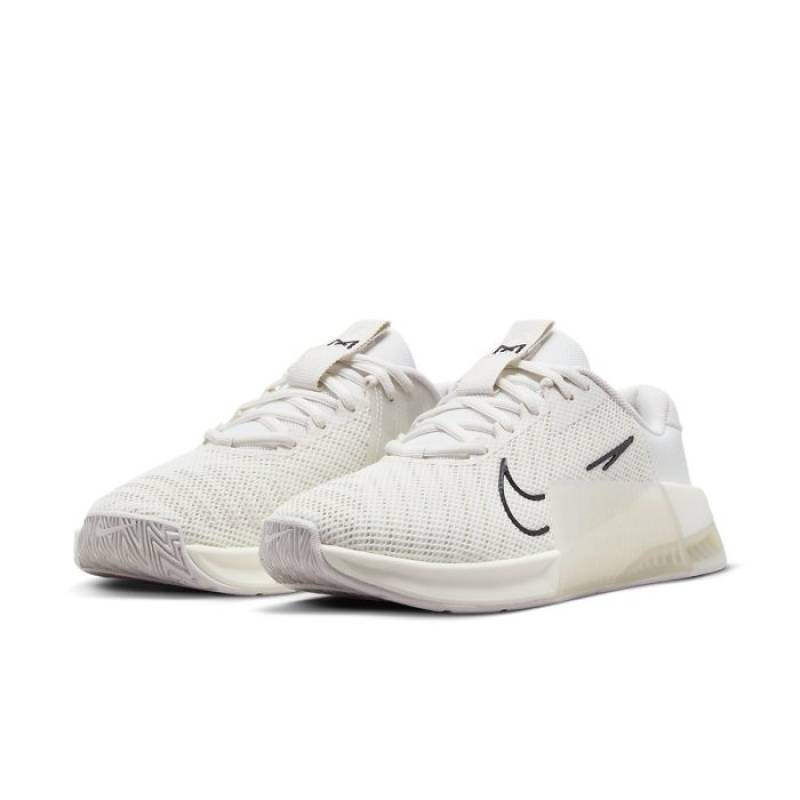 Woman Shoes for CrossFit Nike Metcon 9 AMP - white