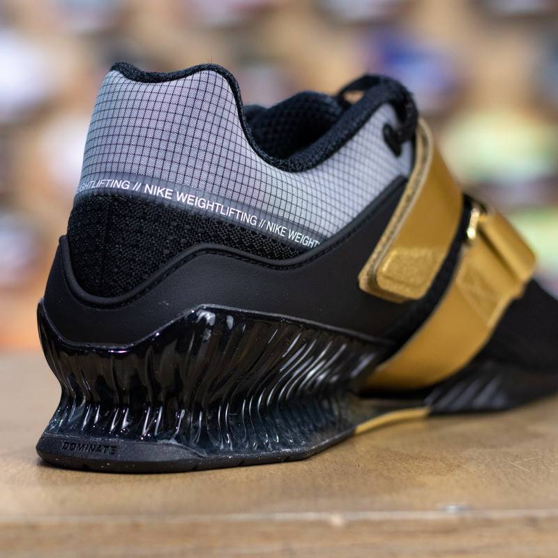 Vzpěračské boty Nike Romaleos 4 - black/metallic gold